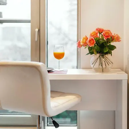 Апартаменты Bright Tauras Hill Old Town Вильнюс