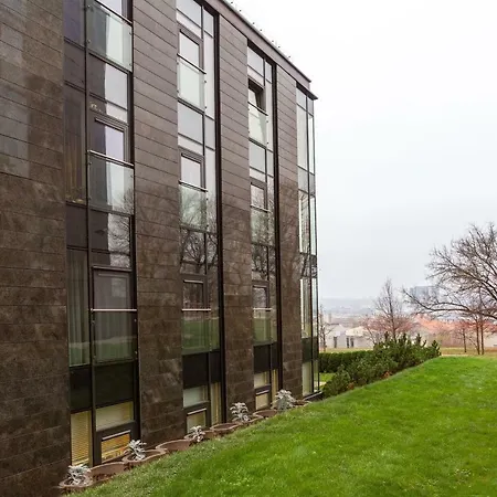 Bright Tauras Hill Old Town Apartment
